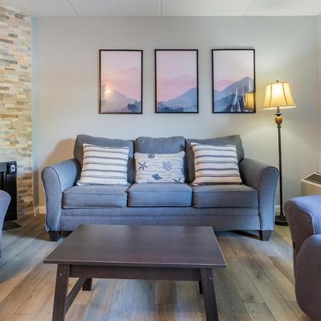 Family Bear Condos, Full King Suite, Kitchen, Pool Access Unit 103 Gatlinburg Eksteriør billede