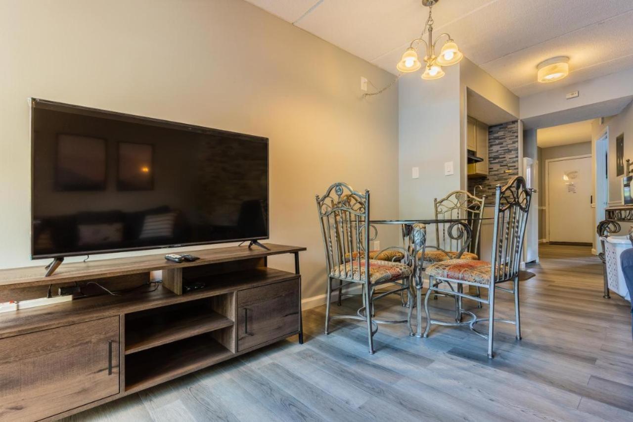 Family Bear Condos, Full King Suite, Kitchen, Pool Access Unit 103 Gatlinburg Eksteriør billede